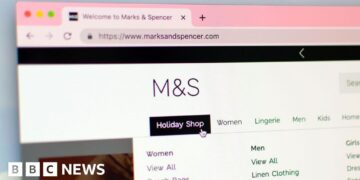 M&S stops on-line orders and points refunds after cyber assault
