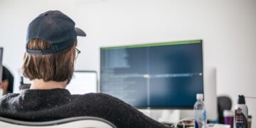 10 Finest Chairs for Programming in India 2025