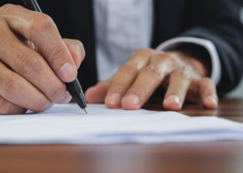 VMware perpetual license holders obtain cease-and-desist letters from Broadcom