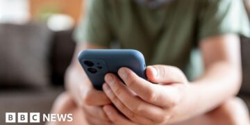 Two porn websites investigated for suspected age examine failings