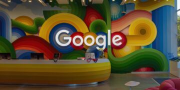 Google Disputes Information That Search Engine Use Is Falling