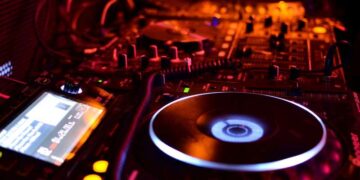 Creating Royalty-Free Background Music with AI