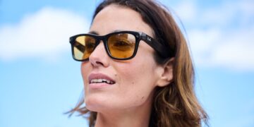 Apple’s 2027 sensible glasses would possibly copy what Meta already gives now