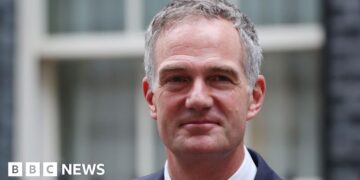 Minister tells UK’s Turing AI institute to concentrate on defence