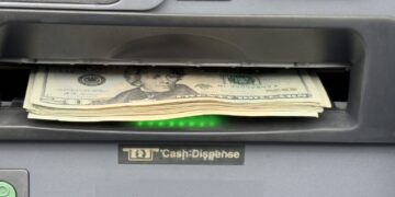 Seeking riches, hackers plant 4G-enabled Raspberry Pi in financial institution community