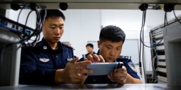 China’s Massistant Instrument Secretly Extracts SMS, GPS Information, and Photos From Confiscated Telephones