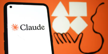 Claude Opus 4.1 Improves Coding & Agent Capabilities