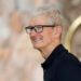 Tim Cook dinner reportedly tells workers Apple ‘should’ win in AI