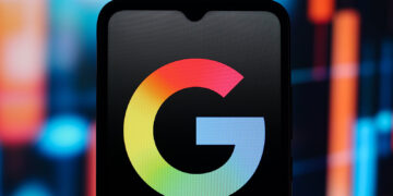 Google Uncover Provides Social Media Posts & Comply with Buttons