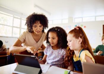 Okay-12 faculties face cybersecurity dangers inside and outdoors of the classroom – Sophos Information