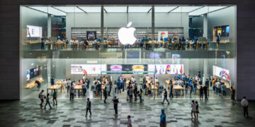 The Most Necessary iPhone Apple Ever Made (And The One Everybody Forgot)