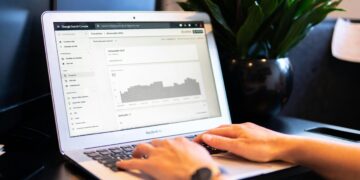 10 free and paid search engine optimisation reporting instruments for 2025 • Yoast