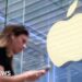 Apple pulls US immigration official monitoring apps