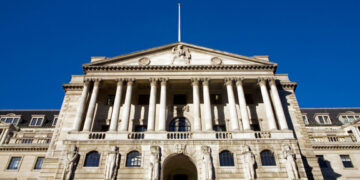 Financial institution of England warns AI inventory bubble rivals 2000 dotcom peak