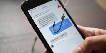 Hackers Exploit Milesight Routers to Ship Phishing SMS to European Customers