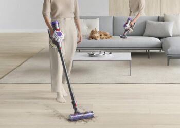 Dyson Has V11 Vacuum Black Friday Leftovers, Now Close to Zero Revenue to Clear Inventory for Cyber Monday