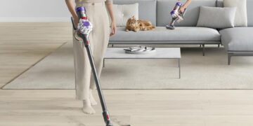 Dyson Has V11 Vacuum Black Friday Leftovers, Now Close to Zero Revenue to Clear Inventory for Cyber Monday