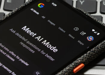 Google Connects AI Overviews To AI Mode On Cell