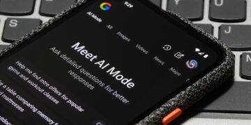 Google Connects AI Overviews To AI Mode On Cell