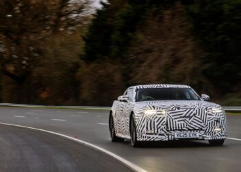 Jaguar Sort 00 EV First Trip: It Nonetheless Appears to be like Odd, however It’s Significantly Fast