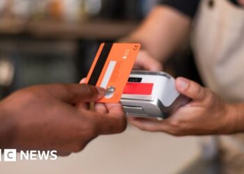 £100 contactless card restrict to be lifted from March