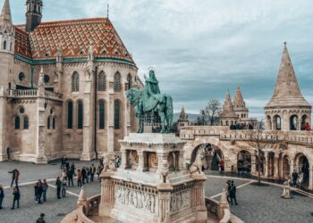 Tips on how to Velocity-Up Coaching of Language Fashions