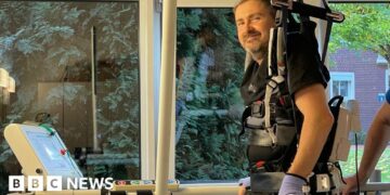 Swansea man paralysed by wave says AI might assist him stroll once more