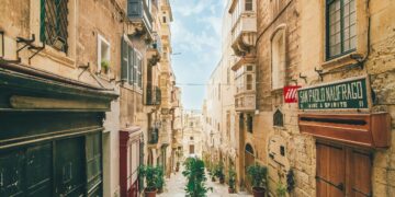 Practice Your Massive Mannequin on A number of GPUs with Totally Sharded Knowledge Parallelism