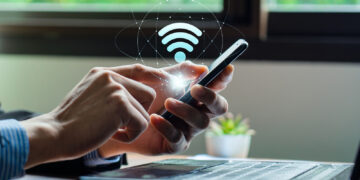 Say Goodbye To Spotty Wi-Fi With This DIY Repair That Makes use of Your Outdated Smartphone