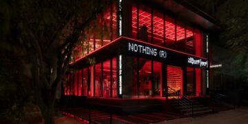 Nothing opens its first retail retailer in India