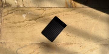 These AI notetaking gadgets can assist you file and transcribe your conferences