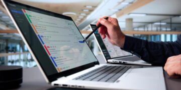 ‘Loopy’ Hackers Strike By Distant Monitoring Software program