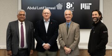 Utilizing artificial biology and AI to handle world antimicrobial resistance risk | MIT Information