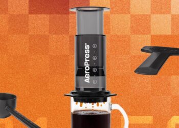 AeroPress Espresso Is Very good After I’m Touring, however I Use Mine Even After I Keep Residence