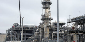 Trump will get knowledge middle corporations to pledge to pay for energy technology