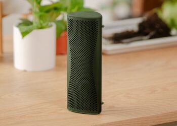 KEF Muo Bluetooth Speaker: Moveable Hello-Fi