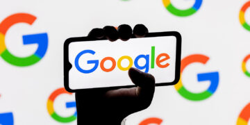 Google Explains Googlebot Byte Limits And Crawling Structure