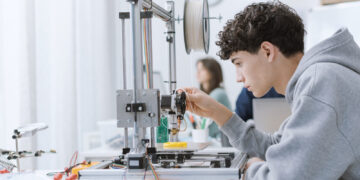 5 Cool Smartphone Equipment You Can 3D Print