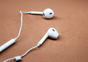 USB-C Vs. 3.5mm – Which Port Delivers Higher Audio High quality?