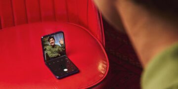 Motorola’s New Razr Folding Telephones Command a Greater Worth and Few Upgrades