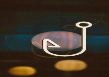 OpenSSF Flags Malware Marketing campaign on Slack Posing as Linux Basis Figures