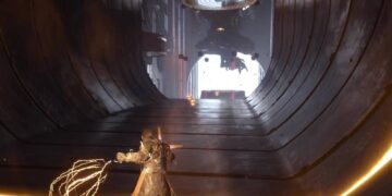 Tips on how to break yellow obstacles in Saros