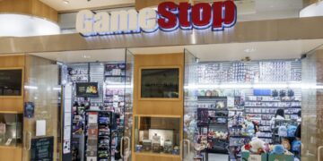 GameStop gives $56 billion for eBay, struggles to elucidate the way it’ll pay for it