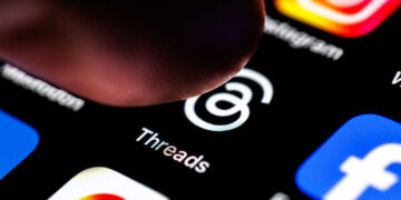 Threads lastly brings messaging to the net