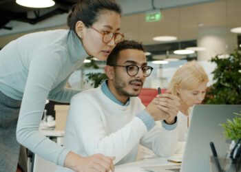 Microsoft Groups will use Wi-Fi to find out worker location