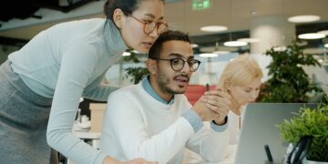 Microsoft Groups will use Wi-Fi to find out worker location