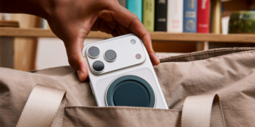 Flat PopSockets Are Right here (and I Like It Higher Than OhSnap’s Flat Grip)