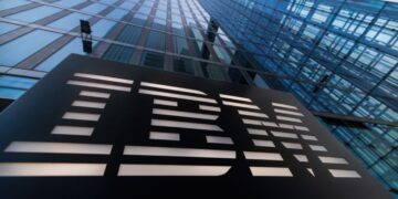 Ex-Risk Intel Exec Accuses IBM and AT&T of Hiding Hacks