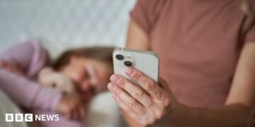 Mother and father warned to not publicly share kids’s pictures amid AI abuse dangers
