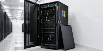 Misconfigured Server Reveals Three Evilginx Phishing Operations Concentrating on Microsoft 365